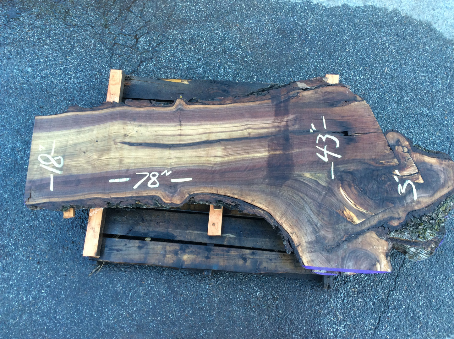 Claro Walnut, Branch end lots of figure