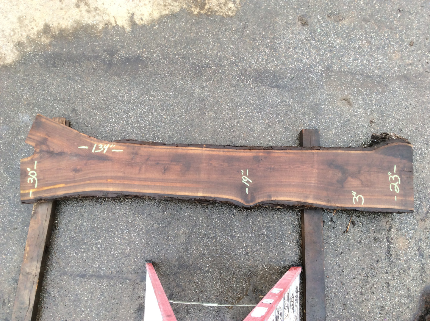 Claro Walnut, Straight end crotch