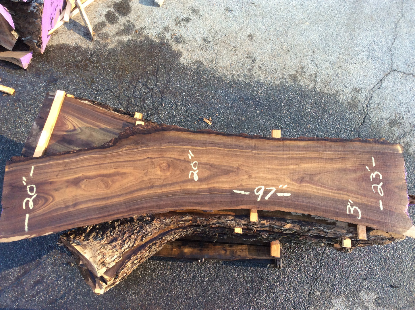 Claro Walnut, Arched and figured