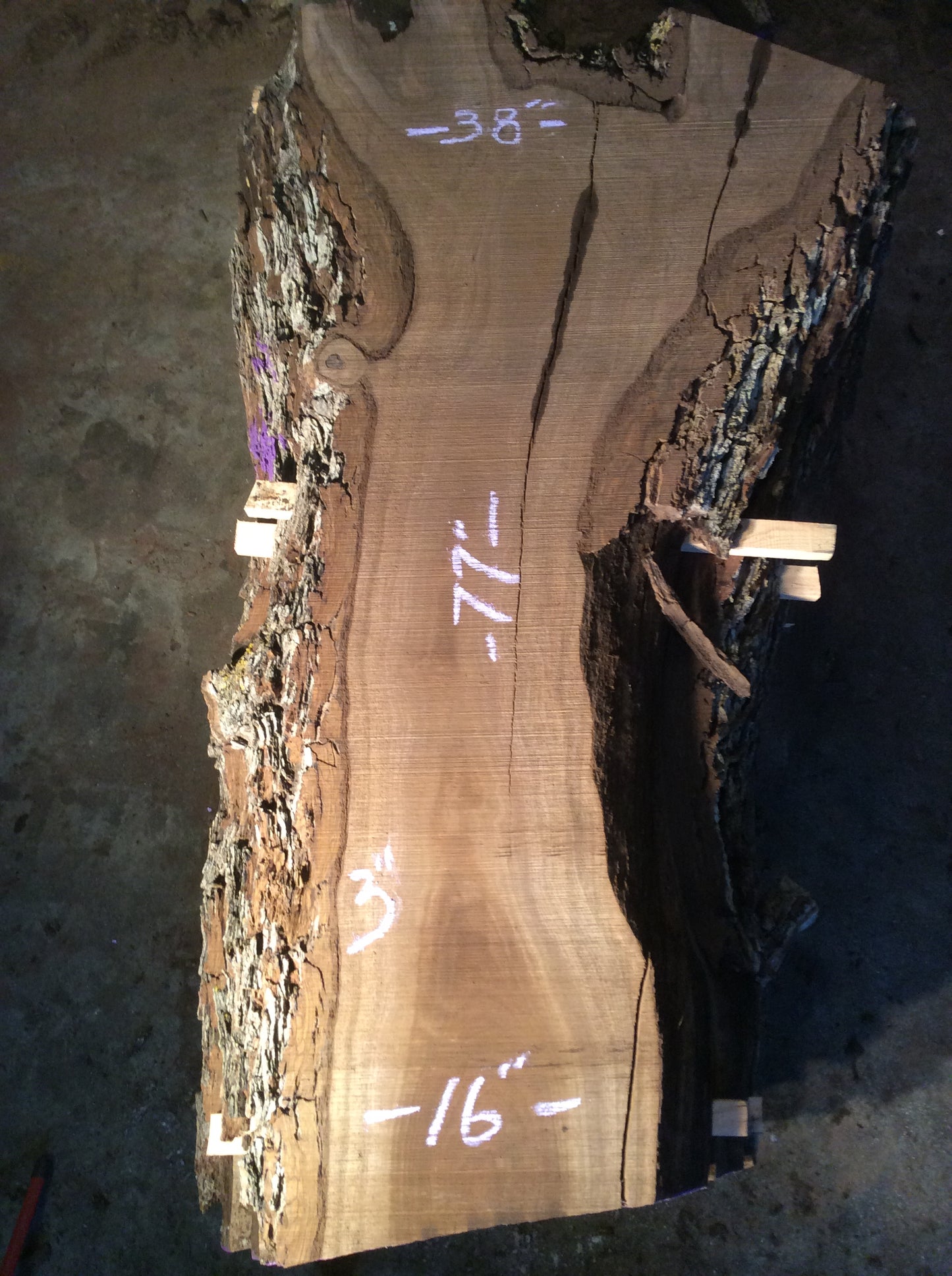 Claro Walnut, Jacket cut Large crack