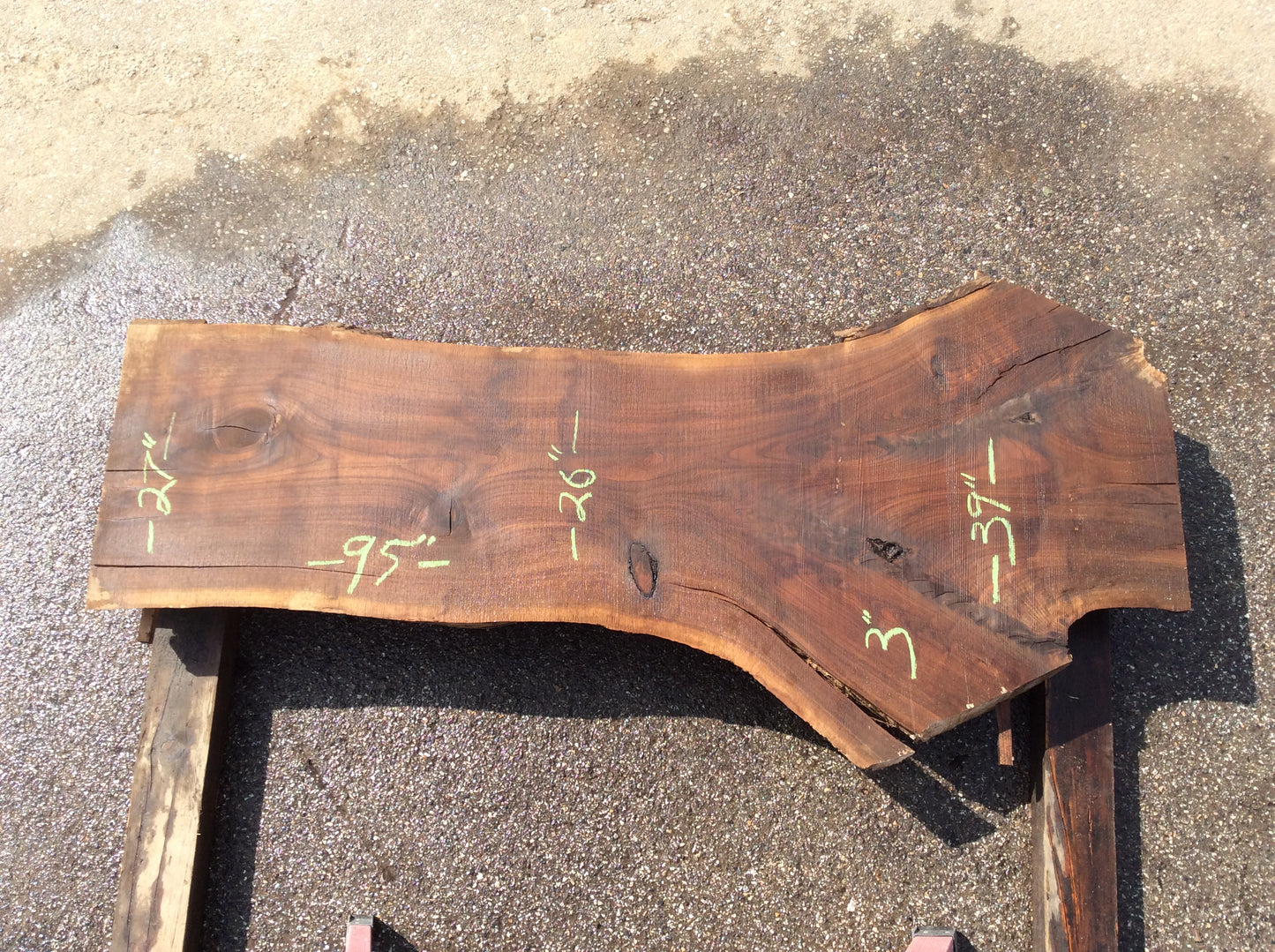 Claro Walnut, Tri branch 3 knots