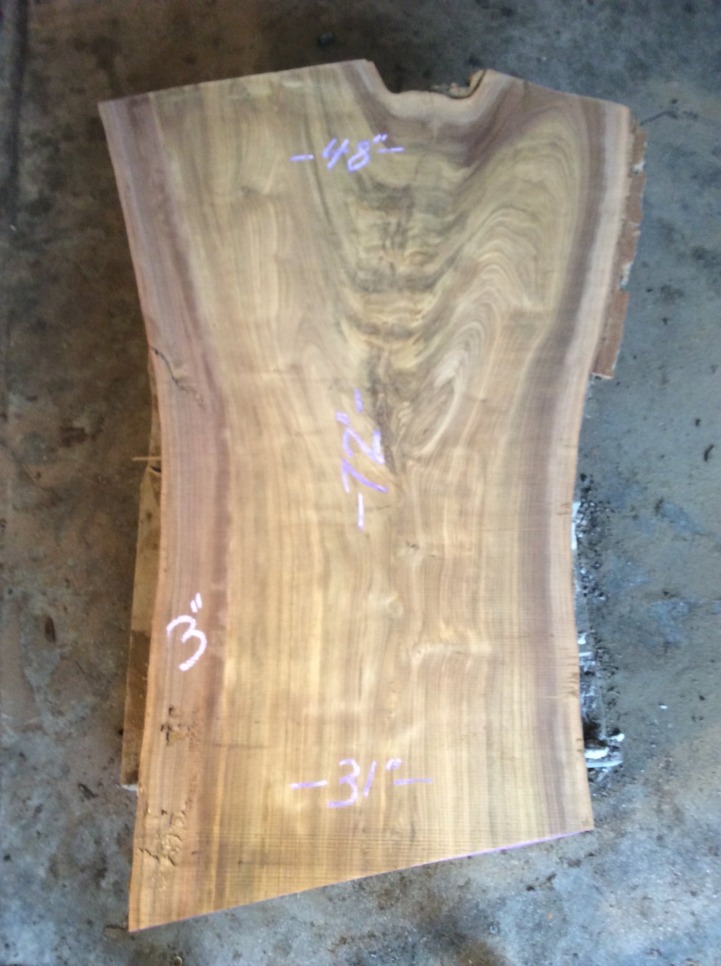 Claro Walnut, Crotch figure small sapwood