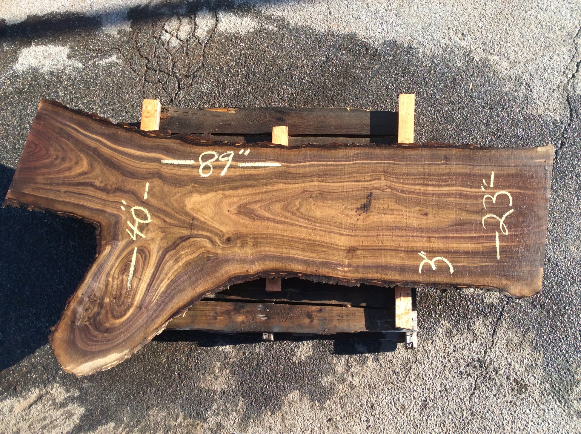 Claro Walnut, Lots of figure and color