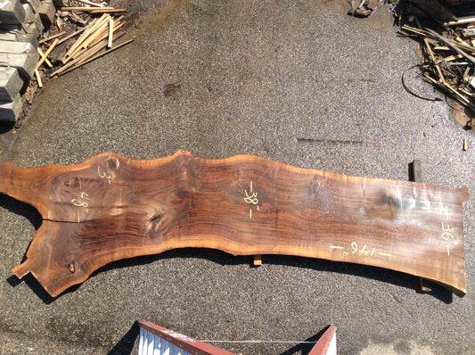 Claro Walnut, High figured 5 knots